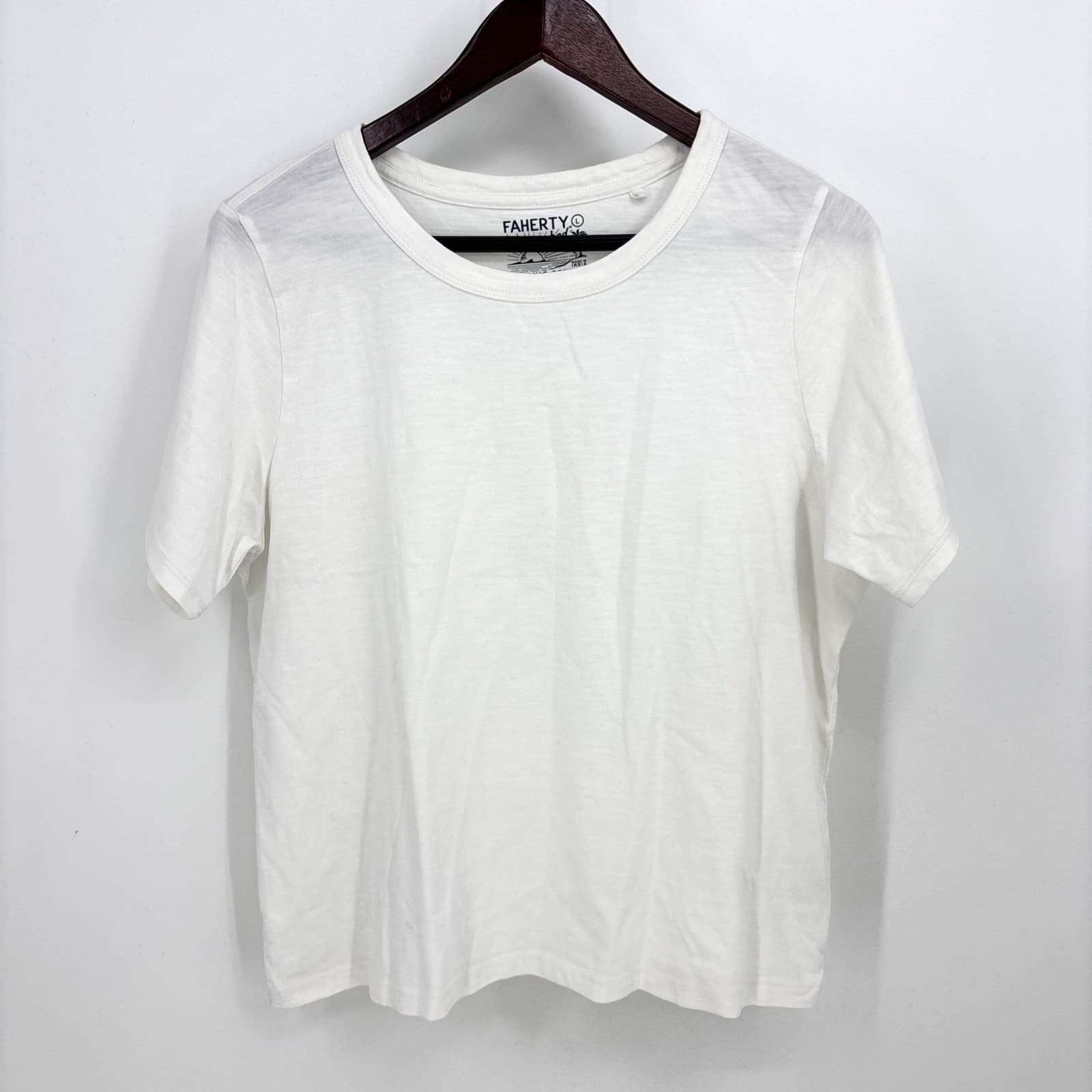 Faherty Brand Sunwashed Organic Cotton White T-Shirt Mens L Casual Tee