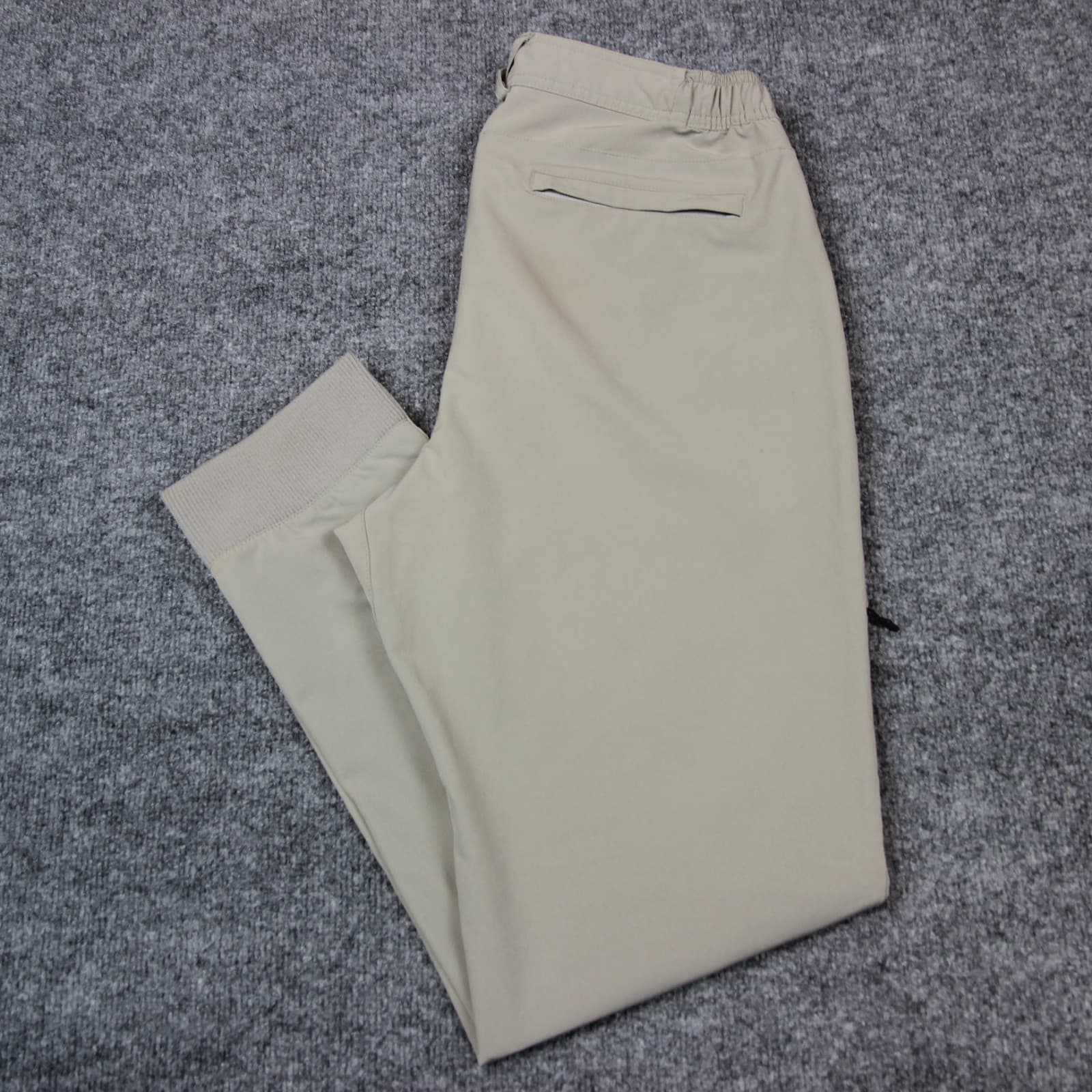 Mack Weldon Radius Flex Jogger Pants Performance Men's Medium 32X30 Beige Tech