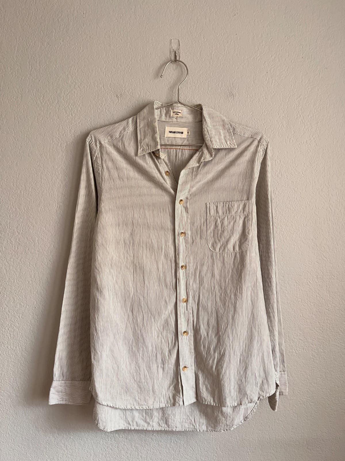 Taylor Stitch Men's Linen/Cotton Pinstripe Button Down White/Navy Size 38/SMALL