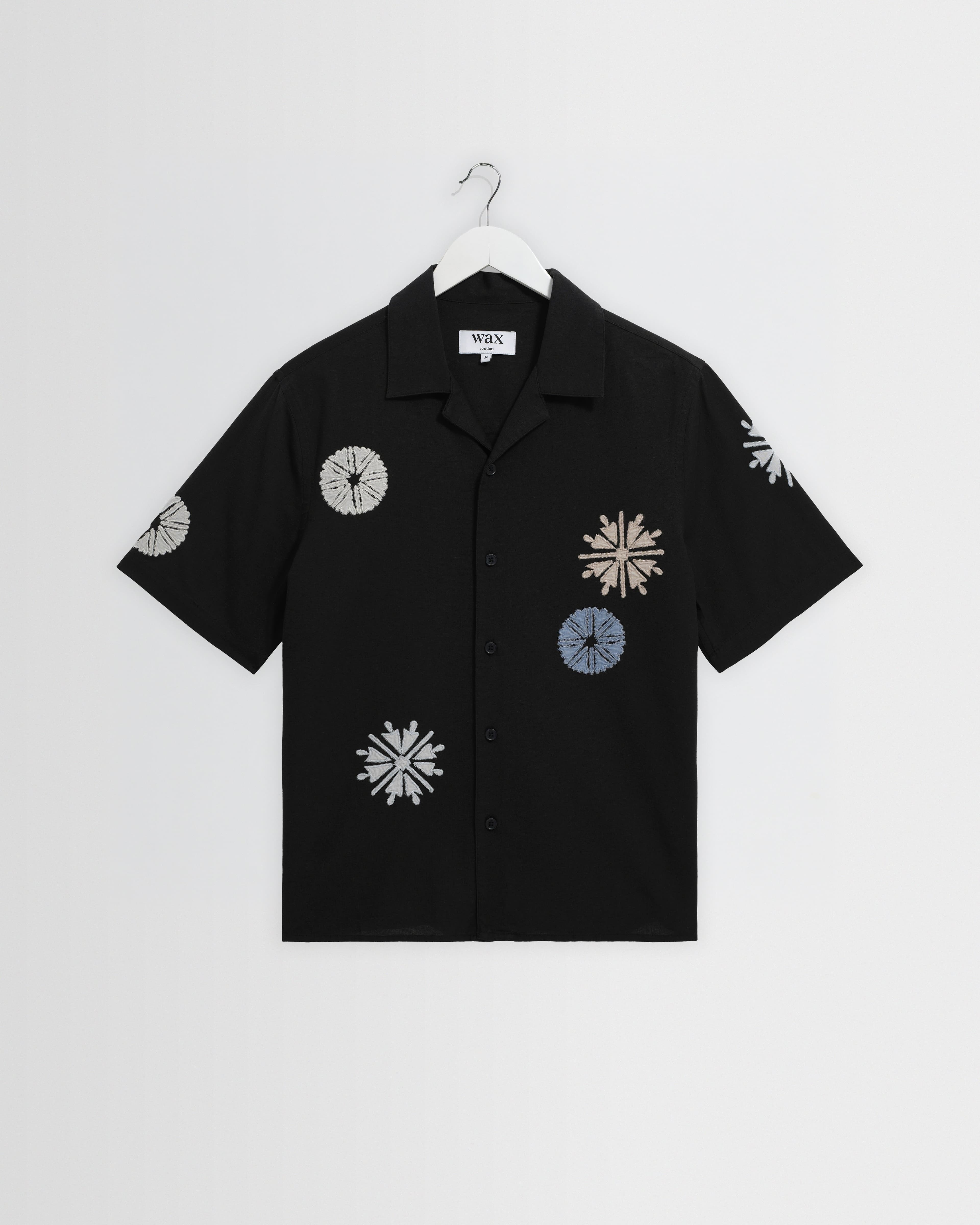 Didcot Short-Sleeve Shirt - Black and Multicolour Round Applique